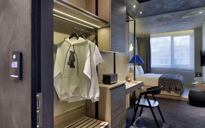 ONOMA Hotel