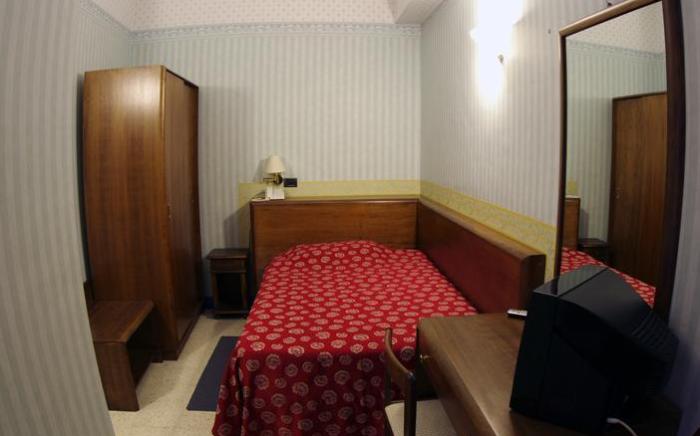 Hotel Iris Crillon