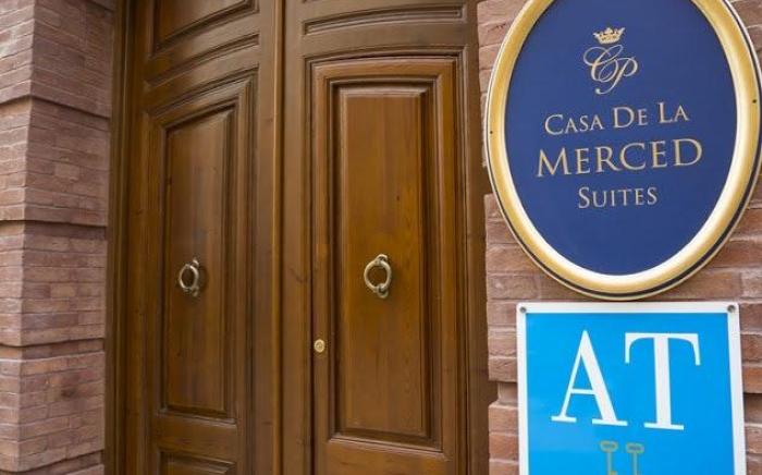 Casa de la Merced Suites