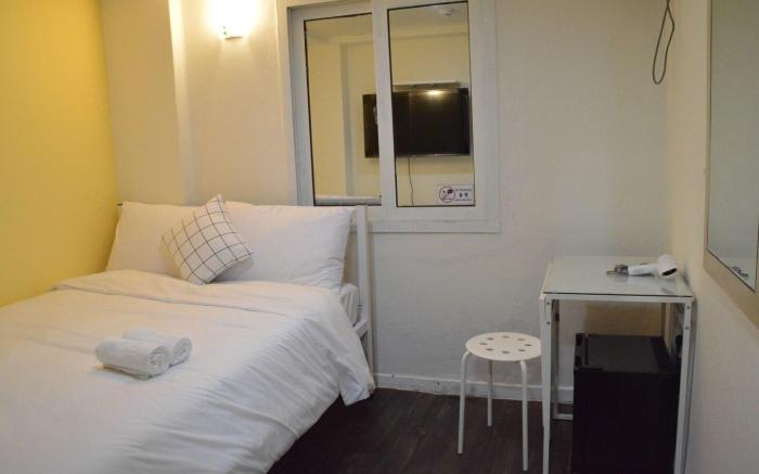 Jmini house Double room, Jongno-gu, near Cheonggyecheon, 1 minute from Jongno 3-ga Station