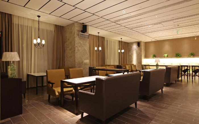 Atour Hotel Nanjing Lukou Airport