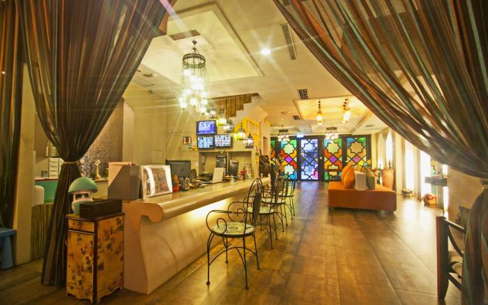 Moroccan Holiday Suite