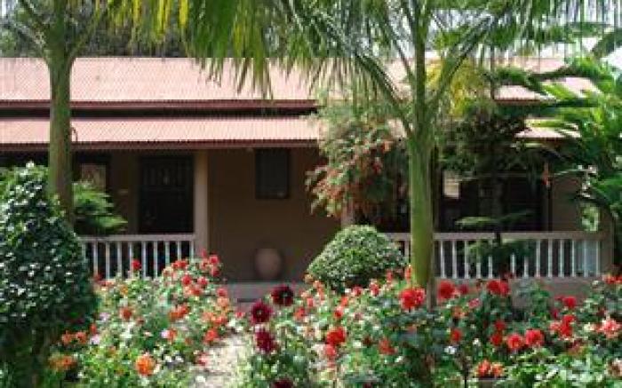 Sauraha Resort