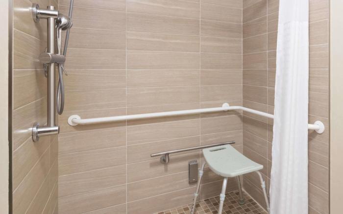 Hawthorn Extended Stay by Wyndham Naples