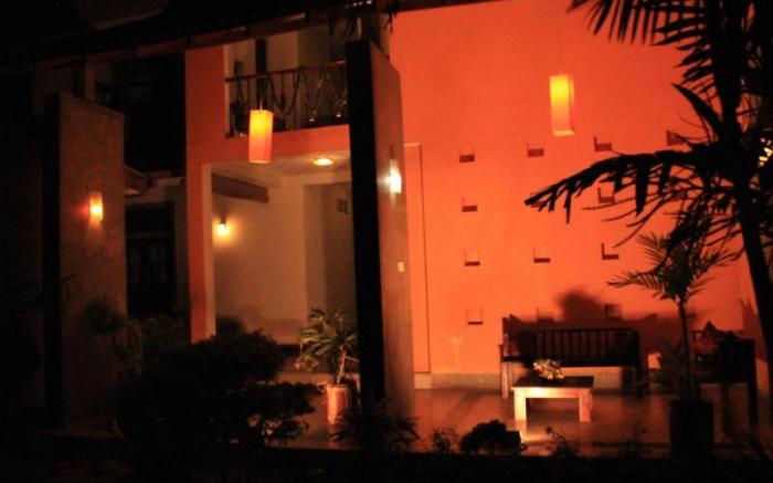 Sanras Hotel & Restaurant
