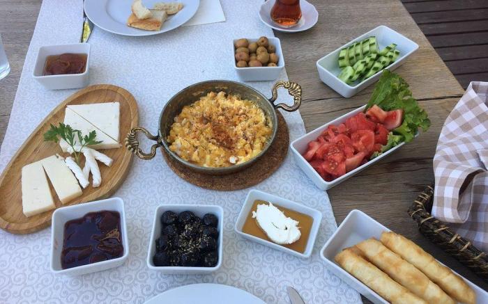 Rebetiko Hotel                                                             