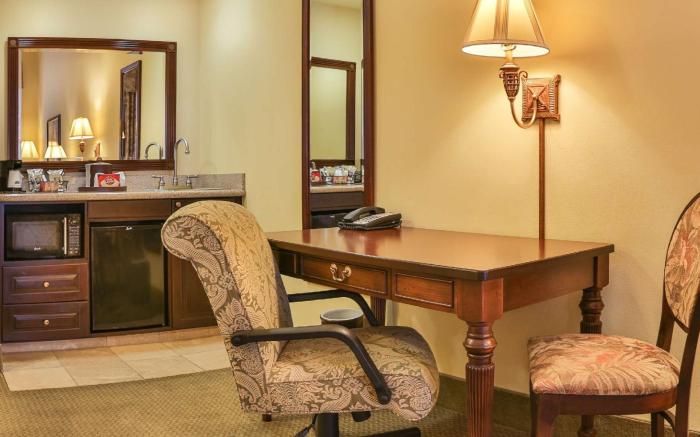 Hampton Inn and Suites Savannah-Historic District
