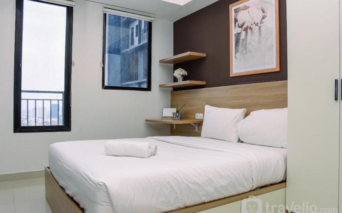 Comfy Studio at Evenciio Apartment By Travelio