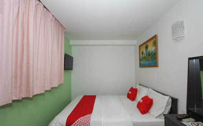 SUPER OYO 90345 Tm Hotel