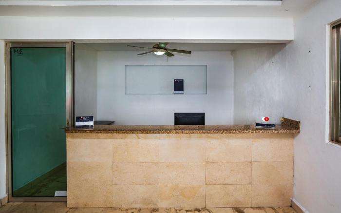 Capital O Cancun International Airport 24/7