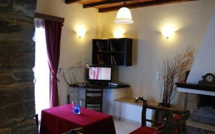 Santa Katerina Apartments & Studios