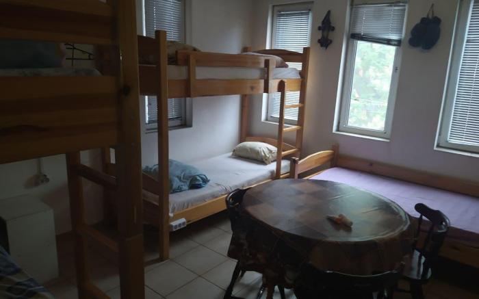 Hostel 10 Coins