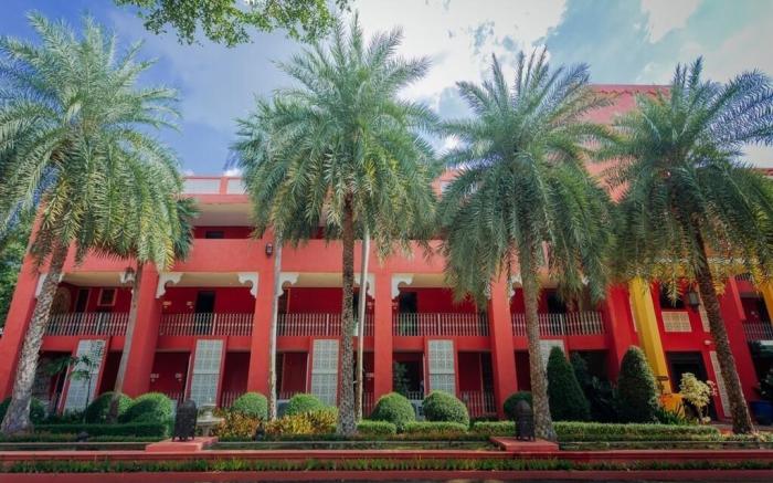 Sheik Hotel