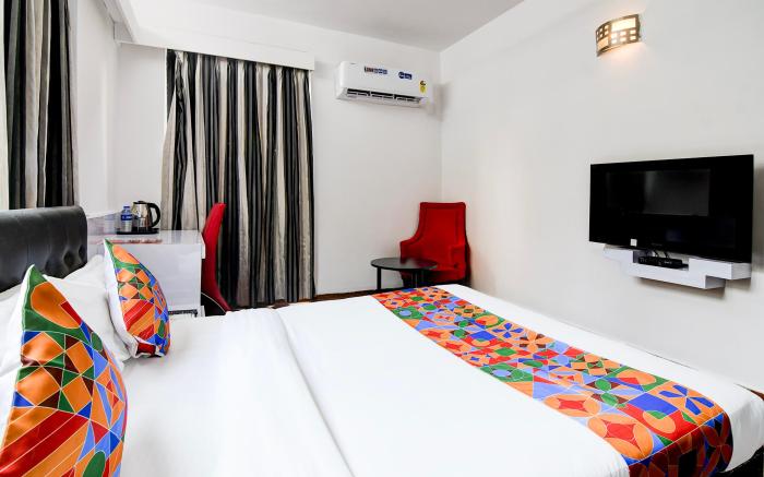 FabHotel Ballygunge Luxury - Behind Punjab Club