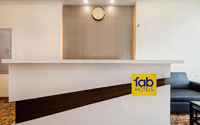 FabHotel Royce Executive