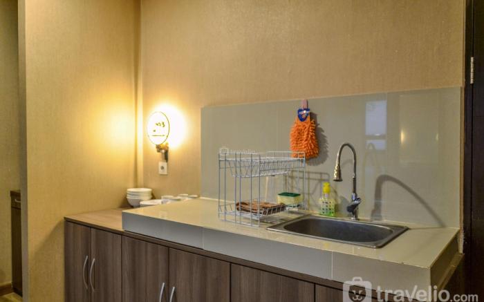 Nice and Cozy 2BR at Atria Residence By Travelio