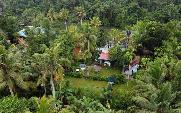 GARGGI VILLAGE HOMESTAY