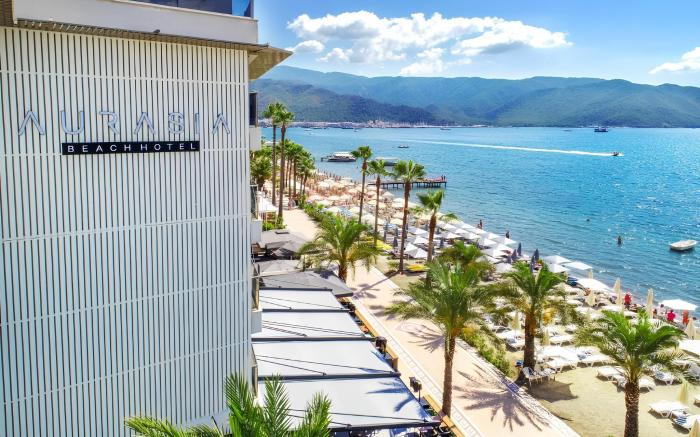 Aurasia Beach Hotel