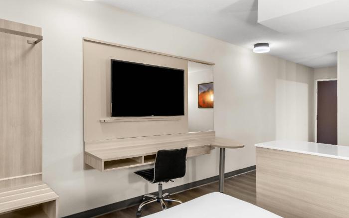 Quality Inn & Suites Nashville - Bellevue