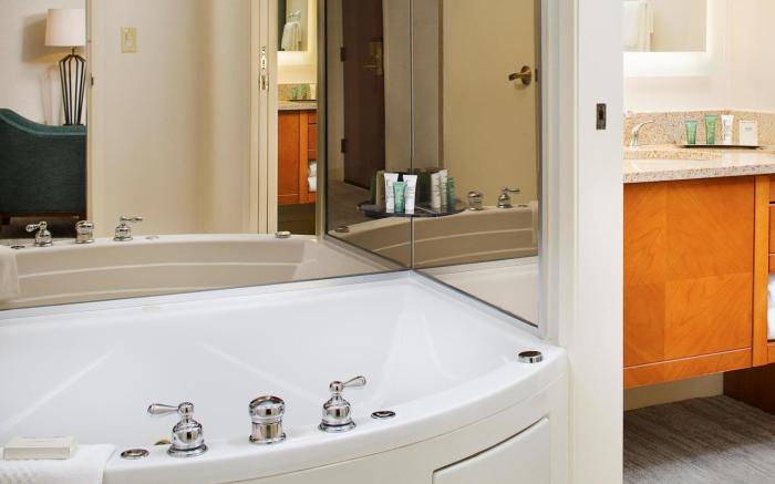 Hilton Suites Atlanta-Perimeter