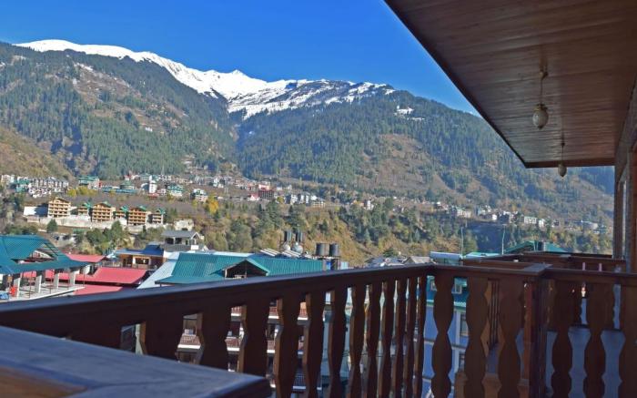 Hotel Alpas Manali