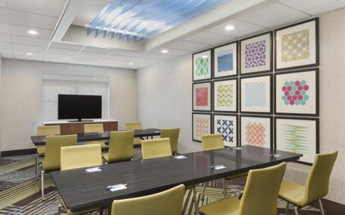 Holiday Inn Express Hotel & Suites Byron By IHG