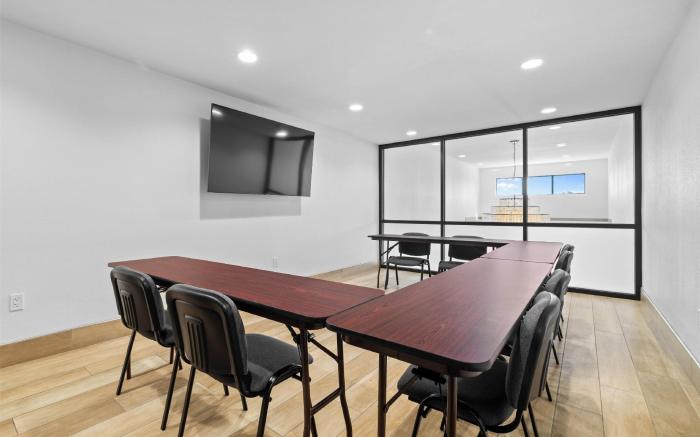 La Quinta Inn & Suites by Wyndham Santa Cruz