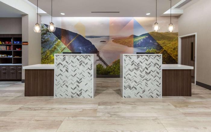 La Quinta Inn & Suites by Wyndham Middletown-Goshen