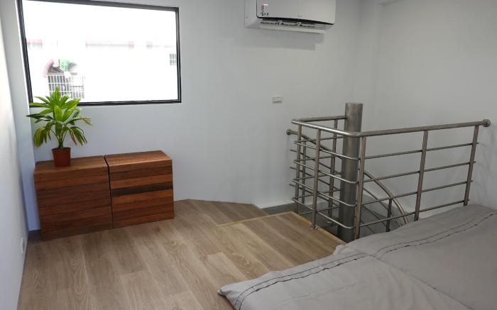 Wootz- Ocean-view Duplex Suite