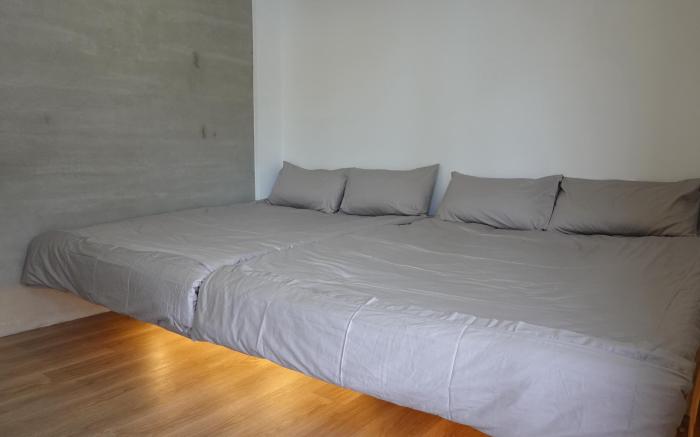 Wootz- Cozy Quad Room