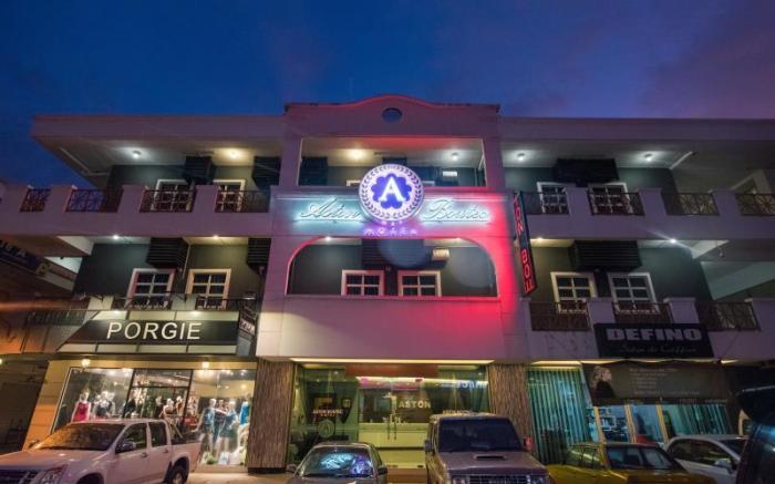 Aston Boutec Hotel Lintas Plaza