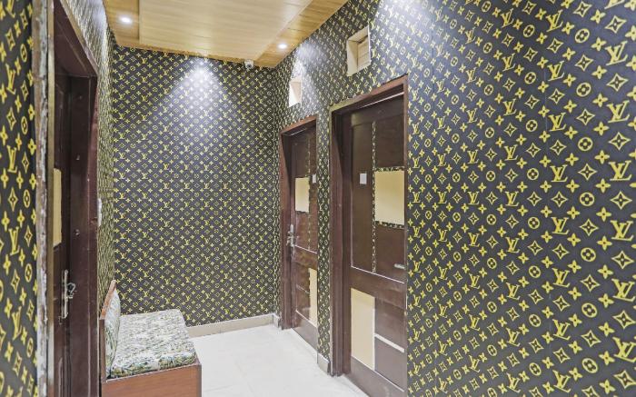 Hotel O Kashish Residency Near Model Town Metro Station