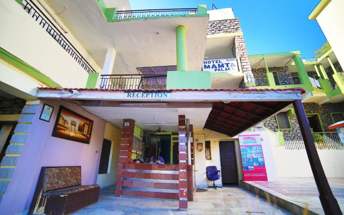 Hotel Mamta Palace, 500 meters from nakki lake