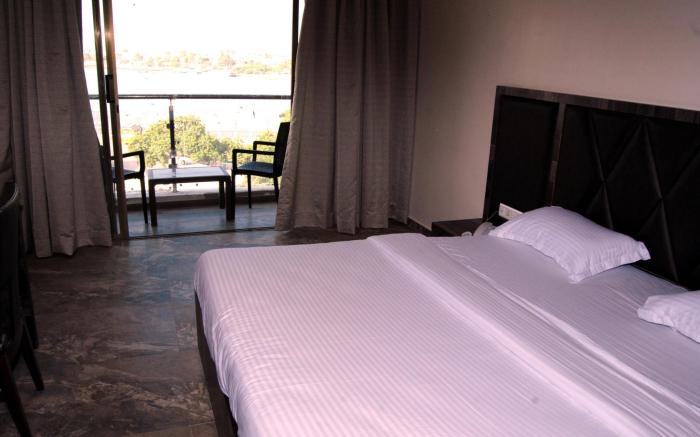 Hotel Apaar