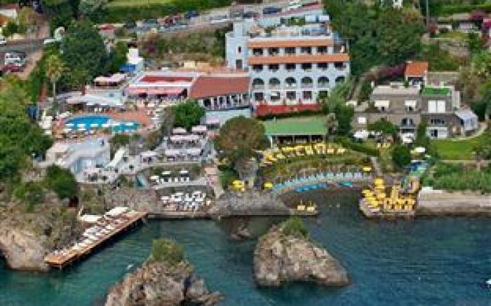 Strand Hotel Delfini Terme