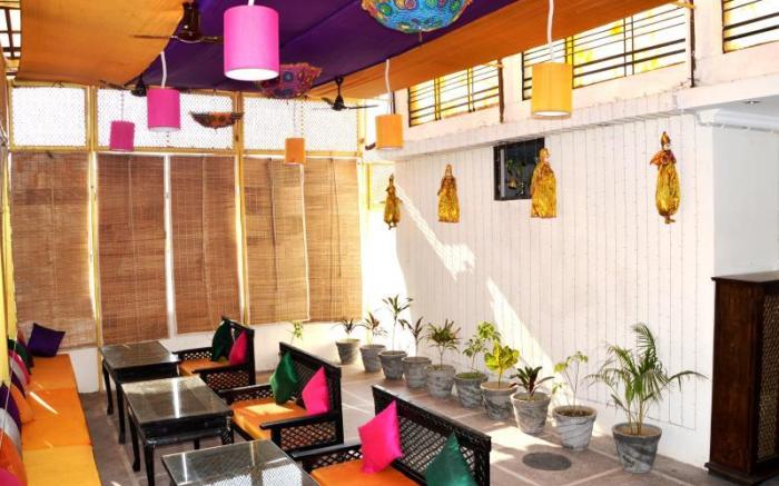 La Casa Hotel