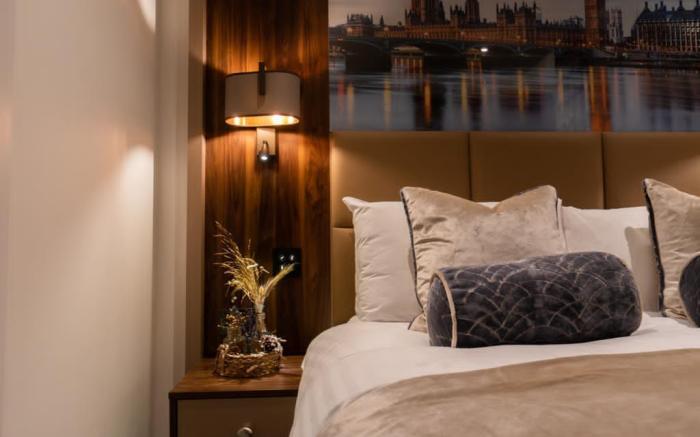 The Voyage, Sonder Hotel by Marriott Bonvoy