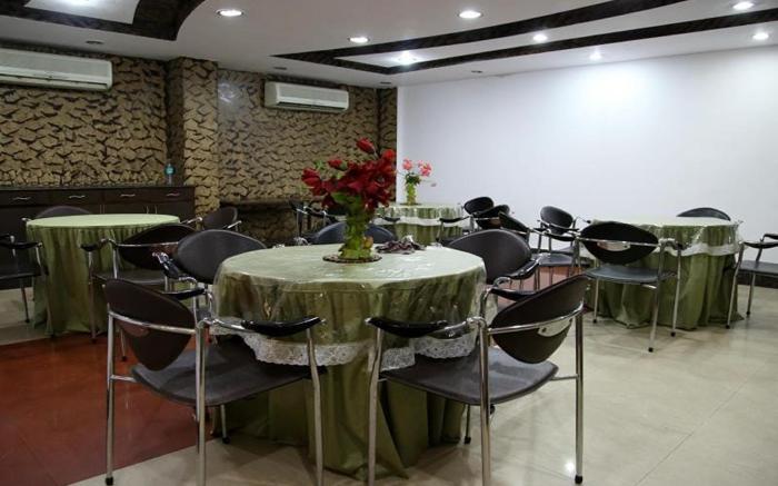 Hotel Anand