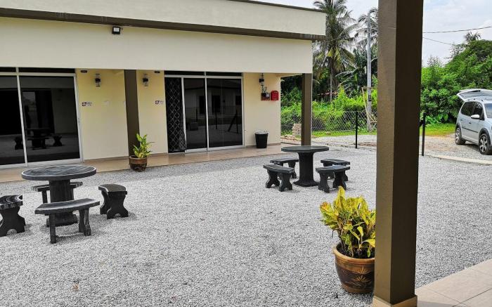 Hj Hassan Guesthouse - Paddy Room 6