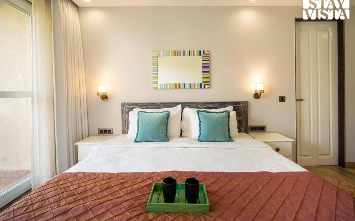 StayVista at Villa Amethyst with Pvt Pool & Jacuzzi