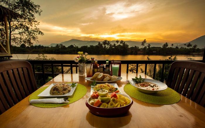 Green Mango Bungalows