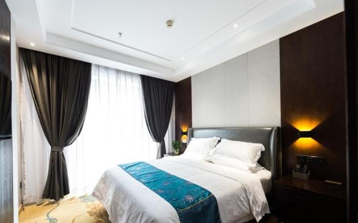 VX Hotel Wuxi Jiangyin Xiangshan Road Gymnasium