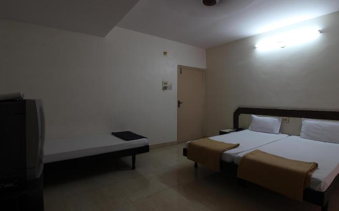 Hotel Maya Deluxe
