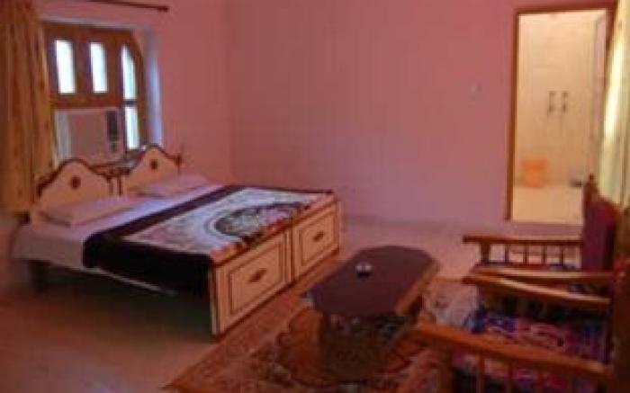 Hotel Oasis