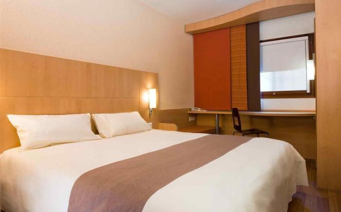 Ibis Cancun Centro Hotel