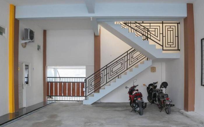 RedDoorz Syariah near Suncity Mall Madiun