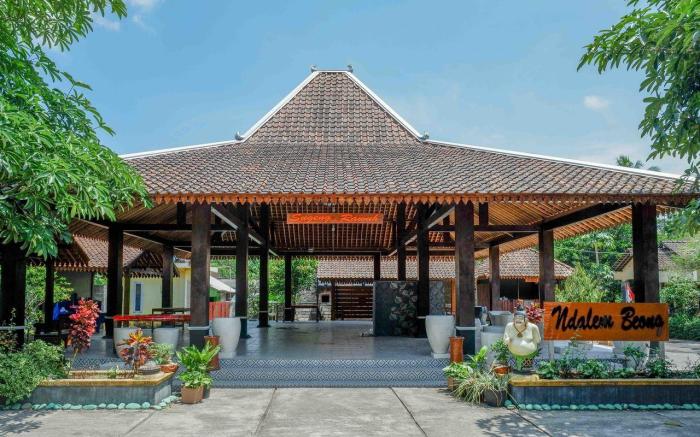 Roemah Beong Syariah at Desa Wisata Kembanglimus Mitra RedDoorz