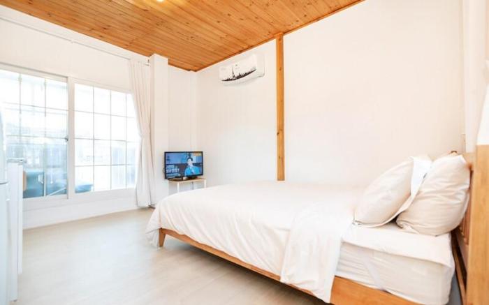 Yangyang Suite Pension