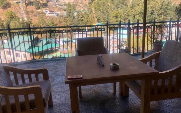 Westeros Kasol (Tao Cafe)