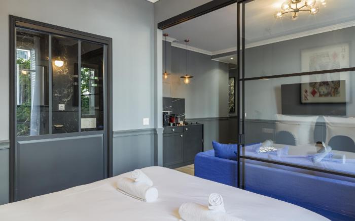 The Blue King Suite